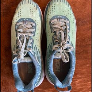 Hoka One One women’s Clifton